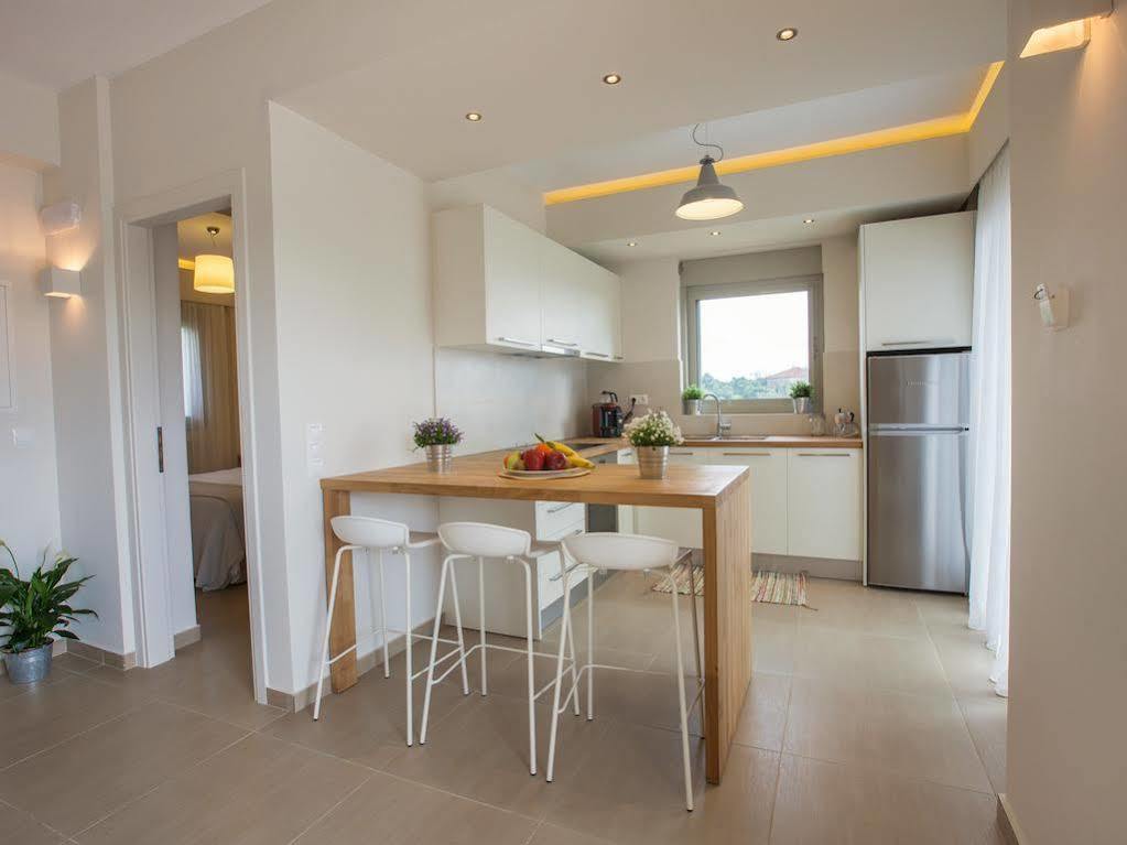 Abelia Luxurious Villas Finikounta Esterno foto