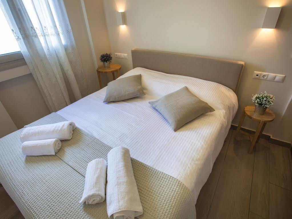 Abelia Luxurious Villas Finikounta Esterno foto