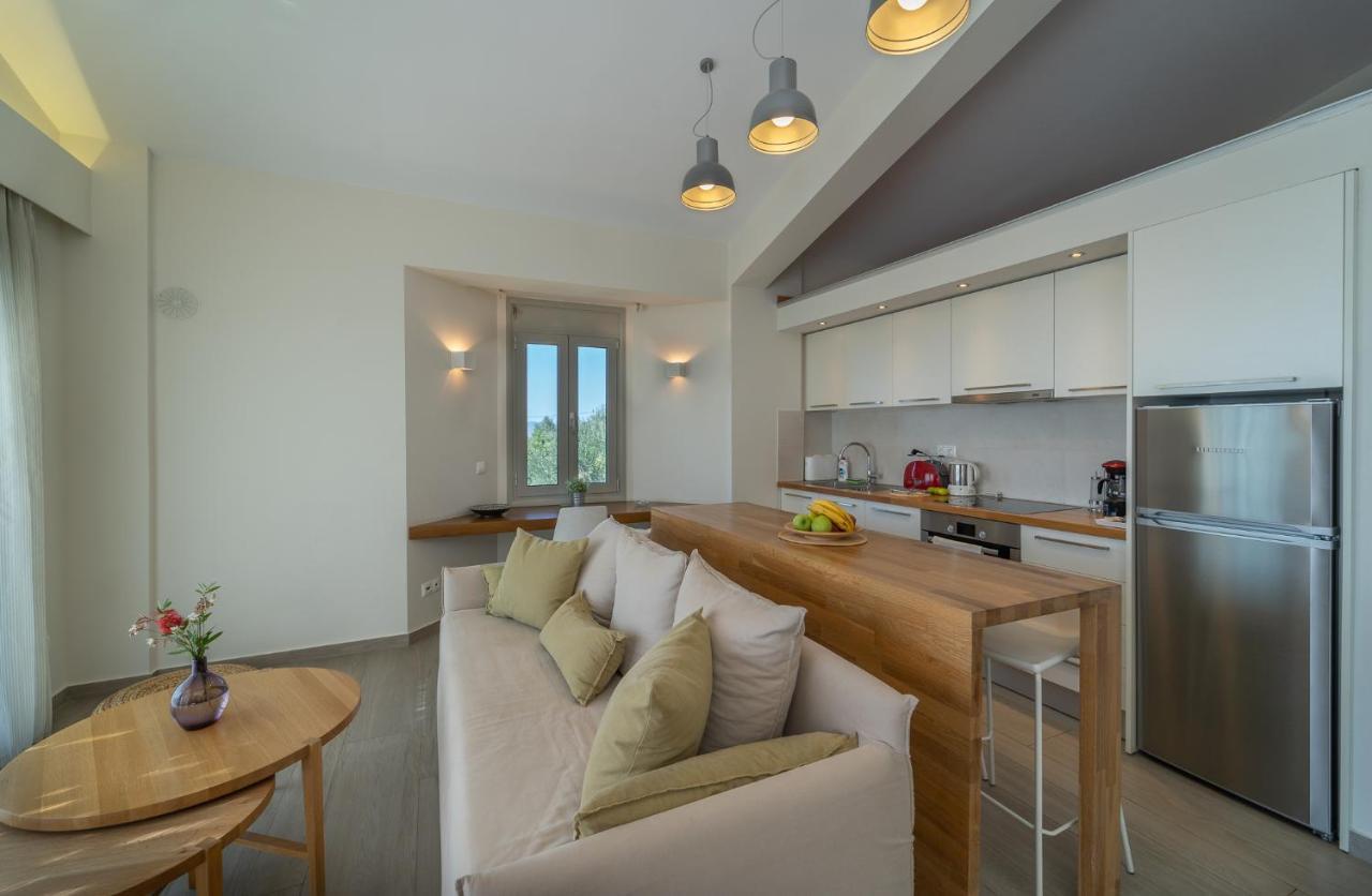 Abelia Luxurious Villas Finikounta Esterno foto