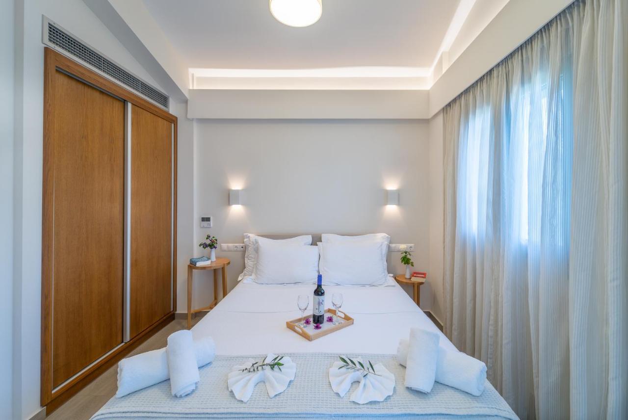 Abelia Luxurious Villas Finikounta Esterno foto