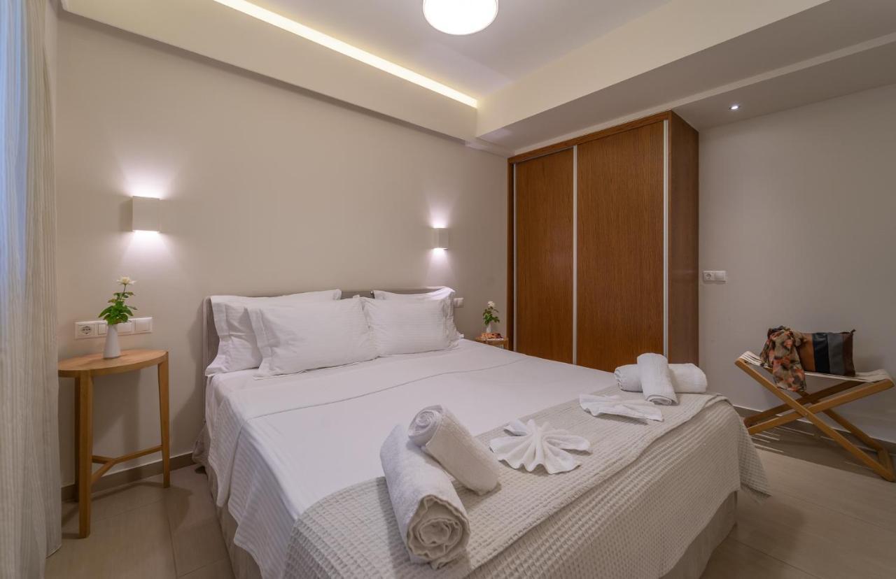Abelia Luxurious Villas Finikounta Esterno foto