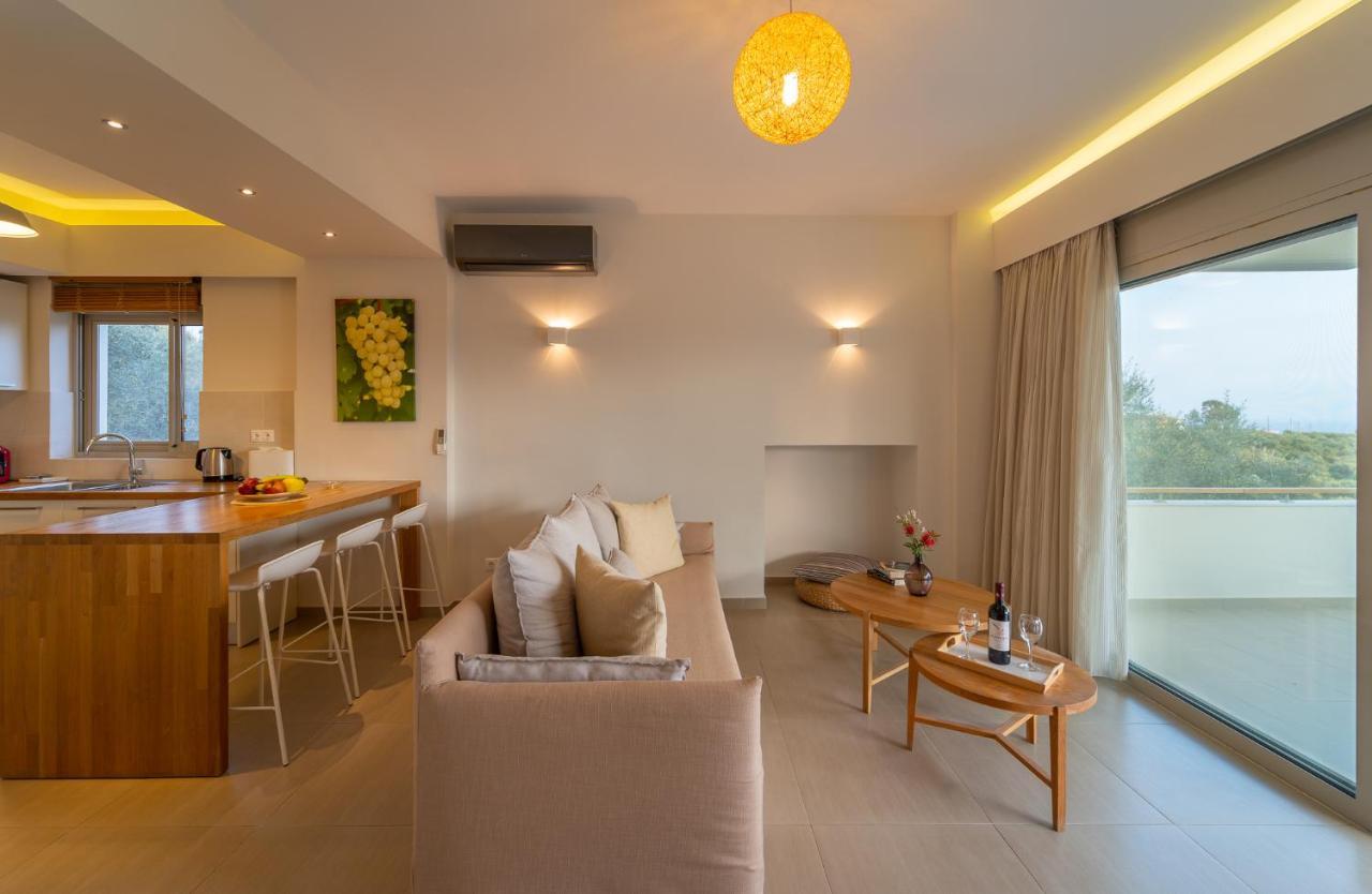 Abelia Luxurious Villas Finikounta Esterno foto