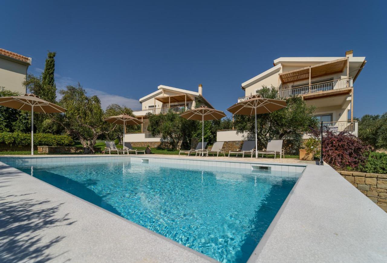 Abelia Luxurious Villas Finikounta Esterno foto